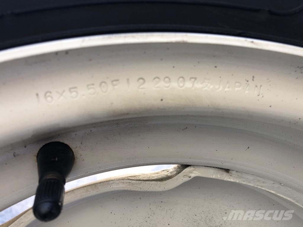 Bridgestone AS 7-16 Компактни трактори