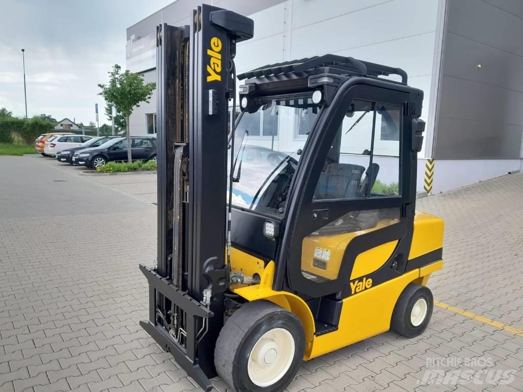 Yale GDP35VX Дизелови камиони