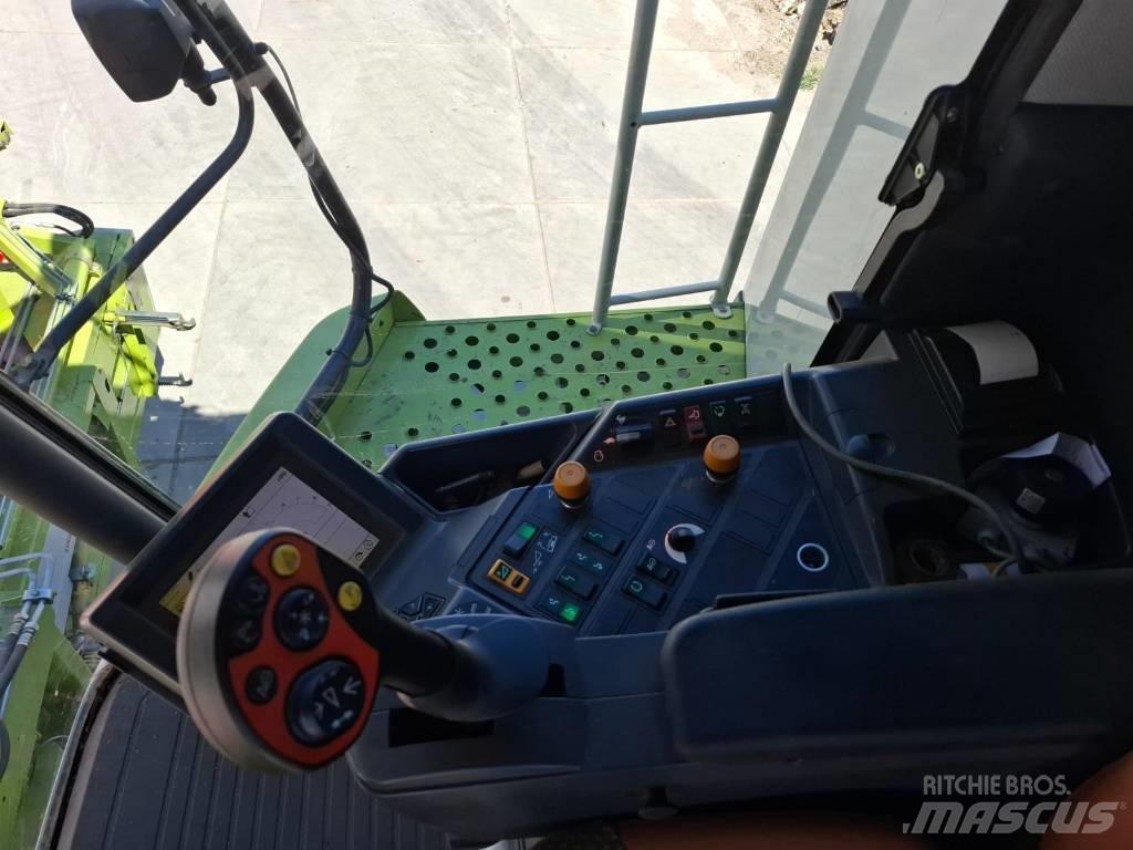 CLAAS Lexion 530 Комбайни