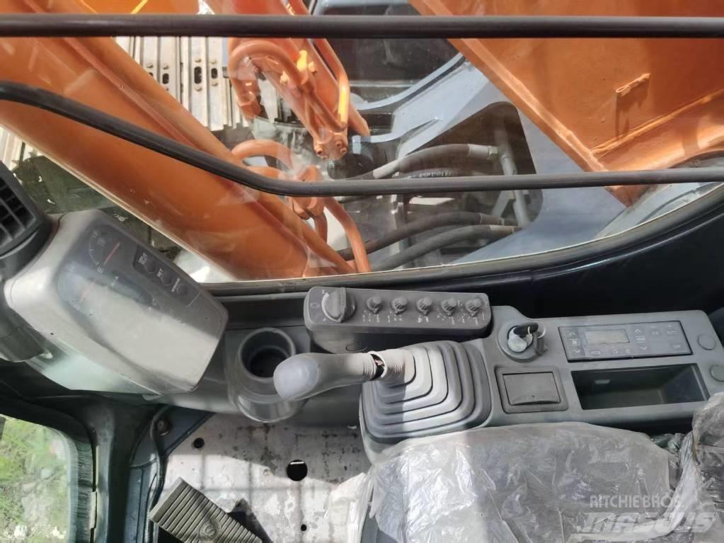 Hitachi ZX 200 Верижен екскаватор