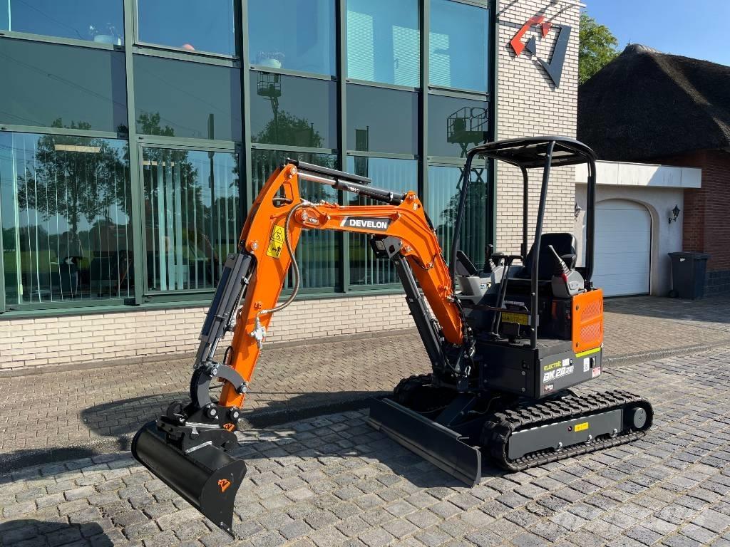 Develon DX 20 ZE Мини екскаватори < 7 т