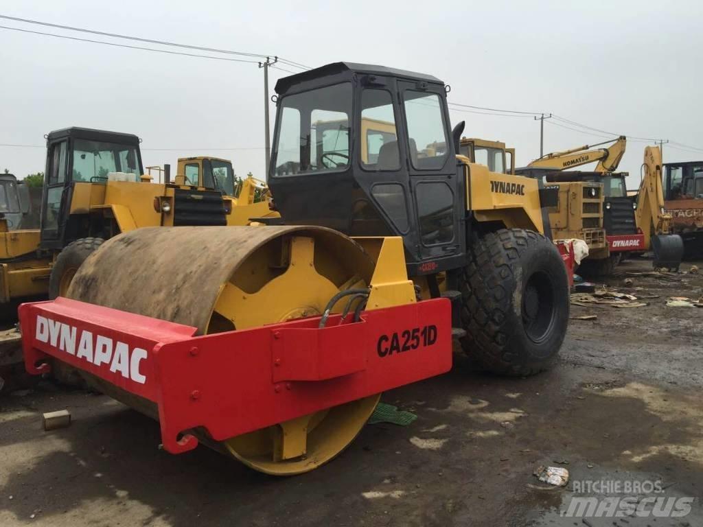 Dynapac CA 25 D Еднобарабанни ролки
