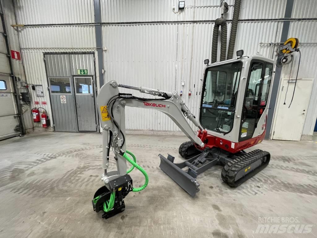 Takeuchi TB 320 Мини екскаватори < 7 т