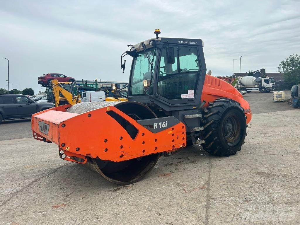 Hamm H16i Еднобарабанни ролки
