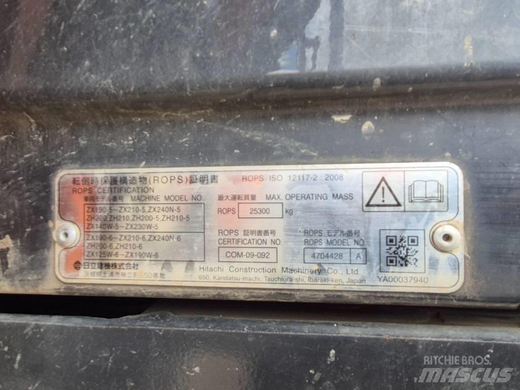 Hitachi ZX 170 W-6 Колесни екскаватори