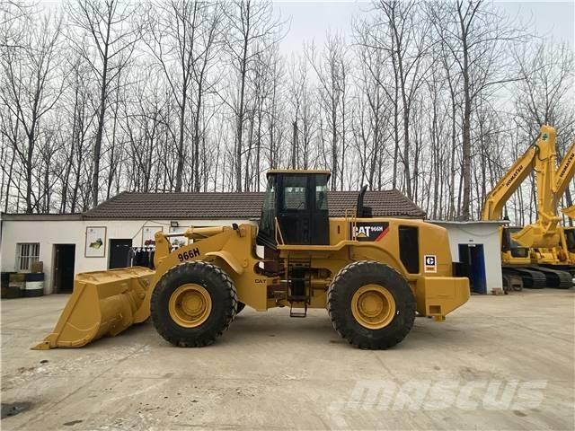 CAT 966H Колесни товарачи