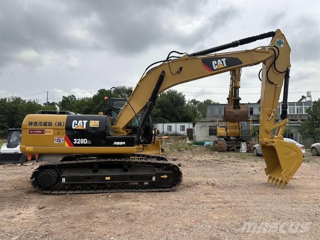 CAT 320 D Верижен екскаватор