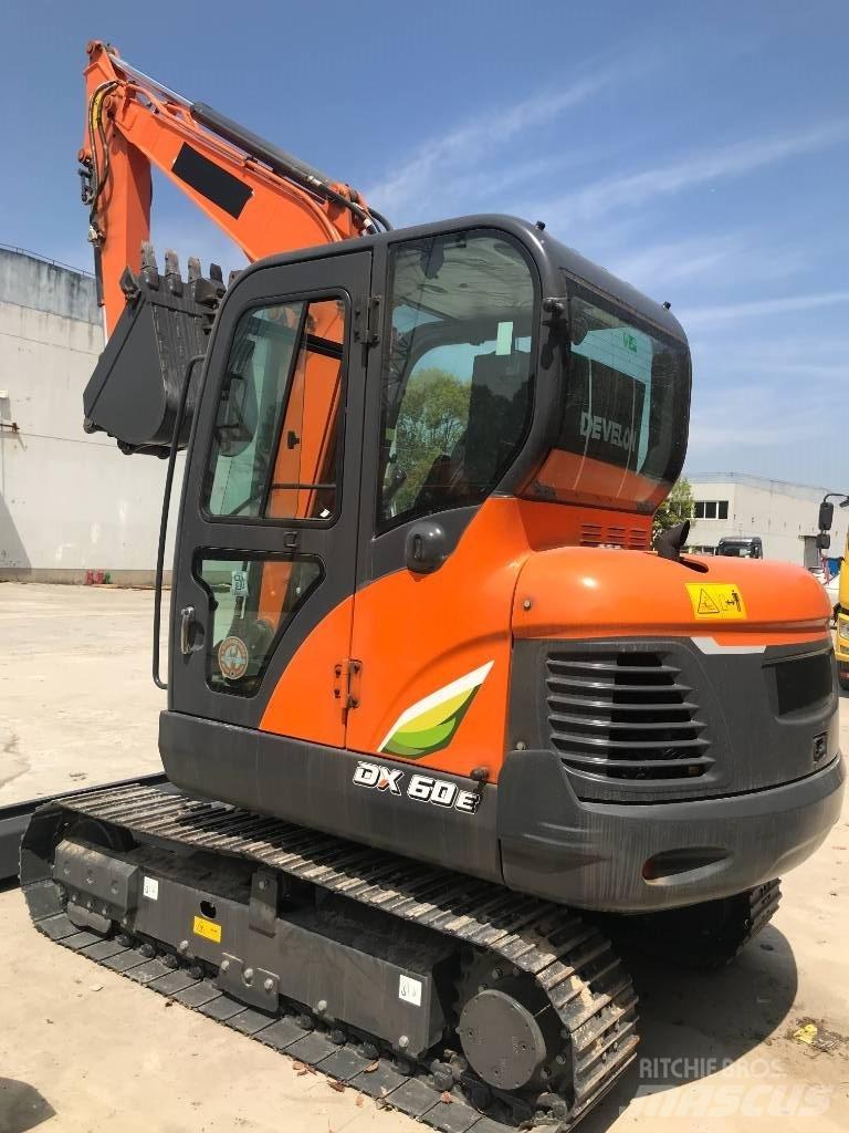 Doosan DX 60 Мини екскаватори < 7 т