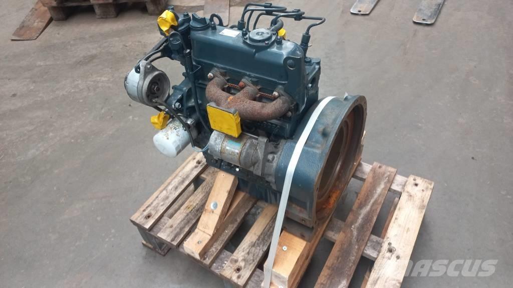 Kubota D905 Двигатели