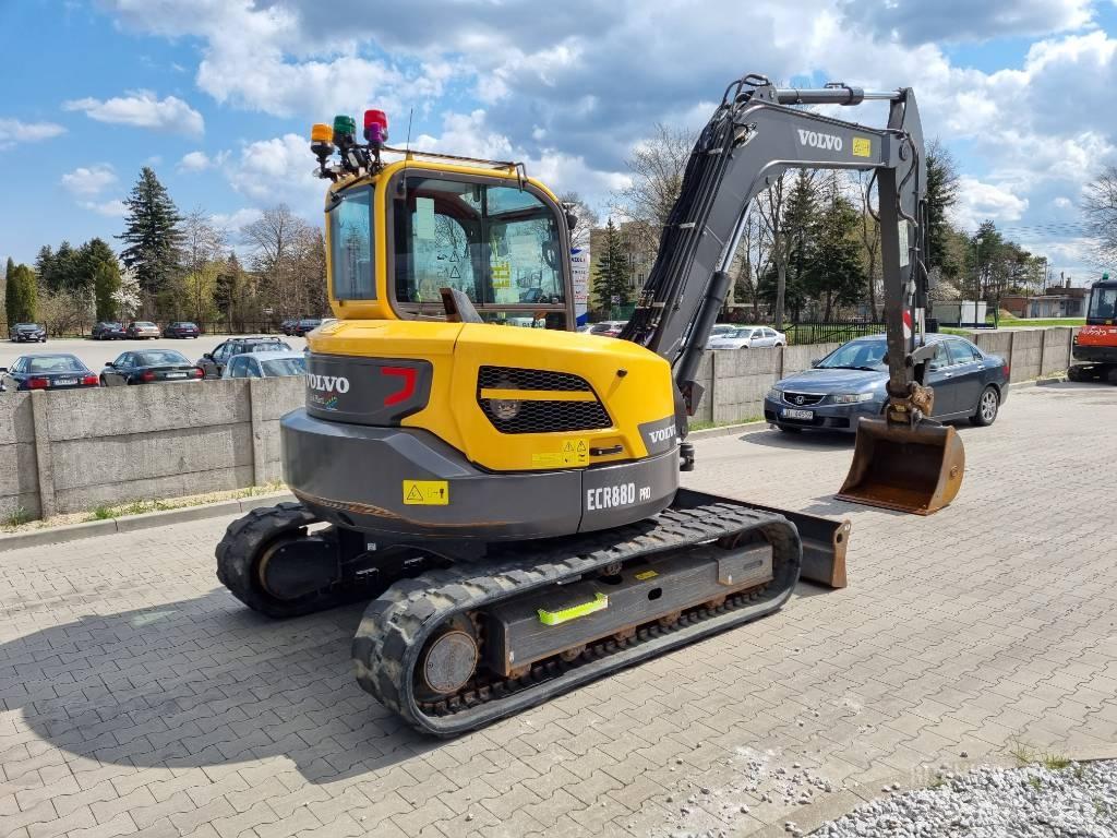 Volvo ECR 88 D Средни екскаватори 7т - 12т