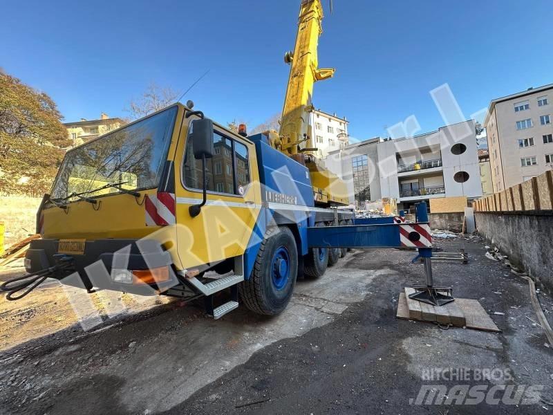 Liebherr LTM 1100-2 Всъдеходни кранове