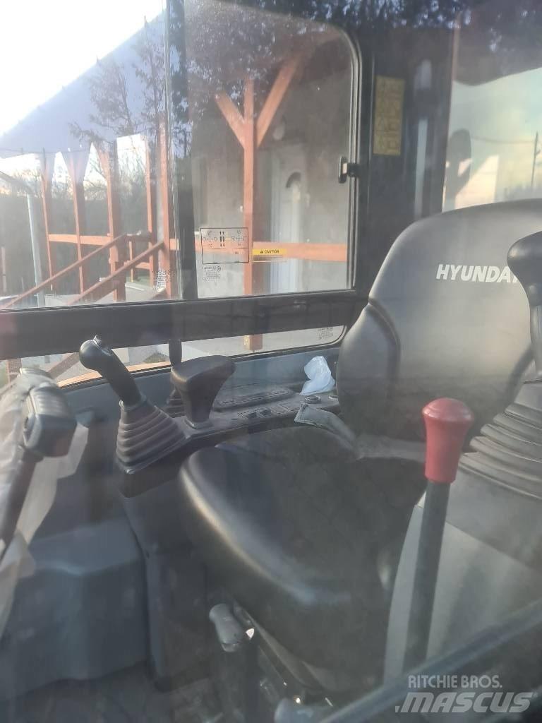 Hyundai R25Z-9 AK Мини екскаватори < 7 т