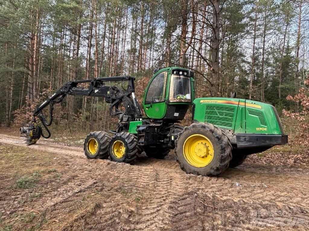 John Deere 1170 E Харвестери