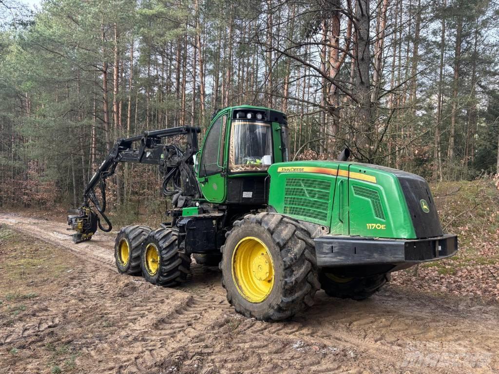 John Deere 1170 E Харвестери