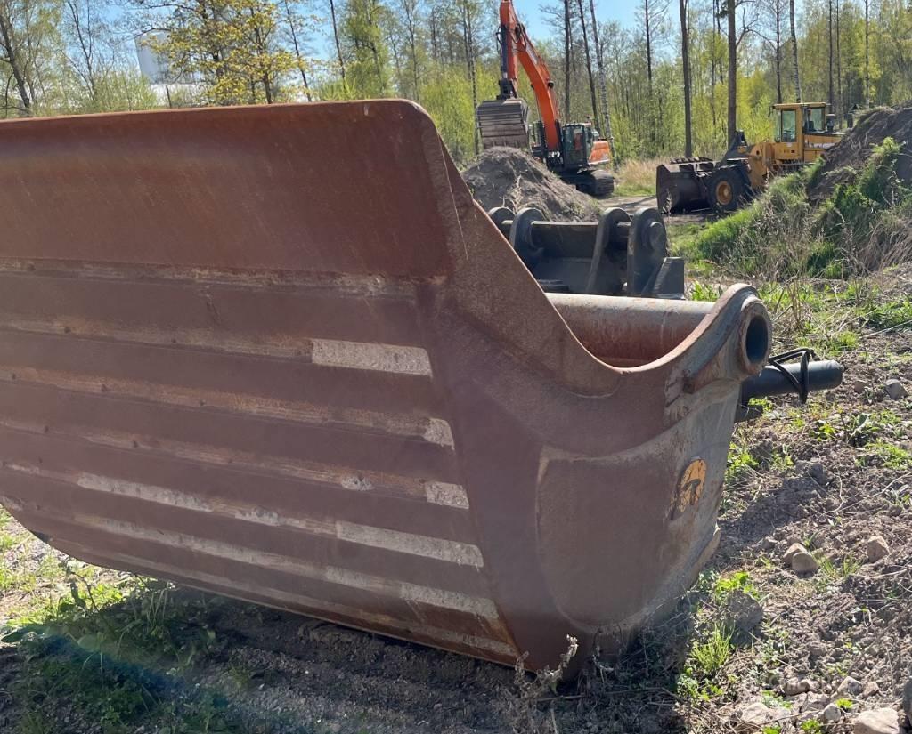 Doosan DX 420 LC Верижен екскаватор