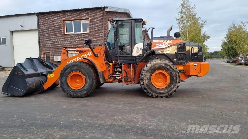 Hitachi ZW 220-6 Колесни товарачи