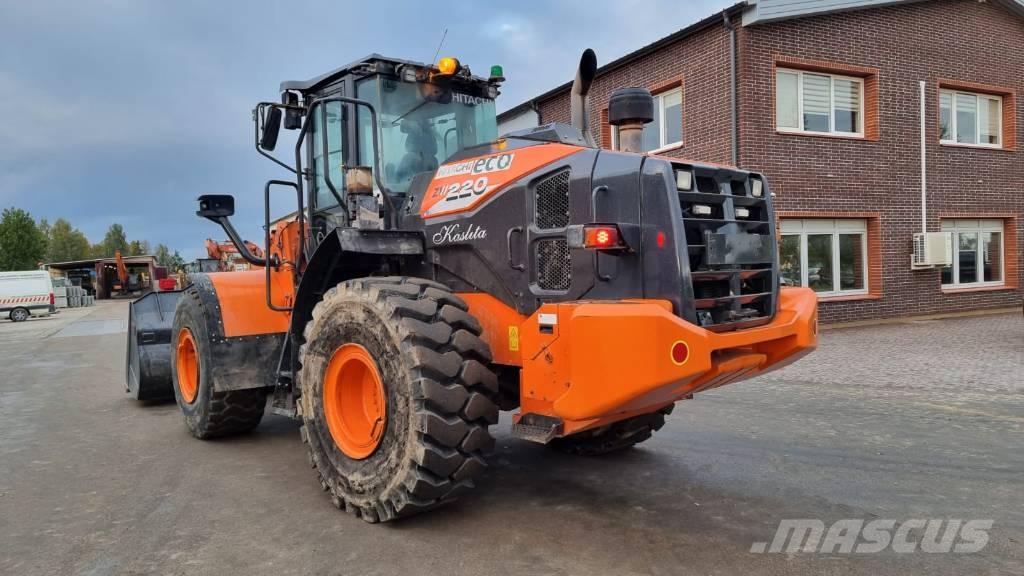 Hitachi ZW 220-6 Колесни товарачи