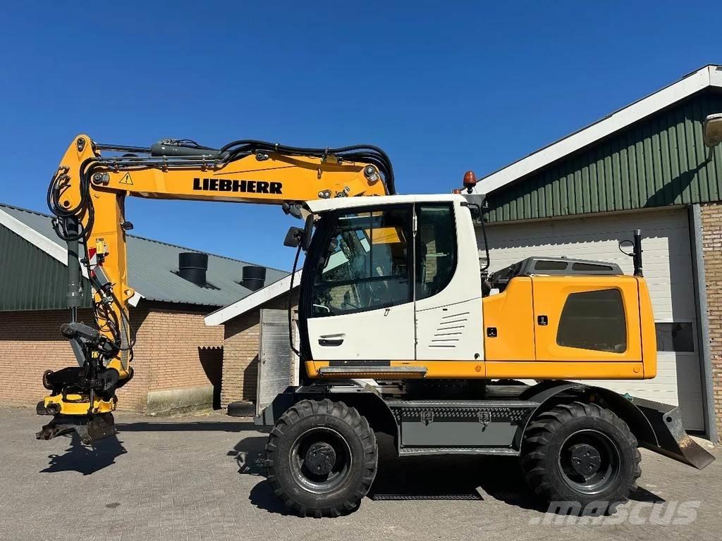 Liebherr A916 Колесни екскаватори