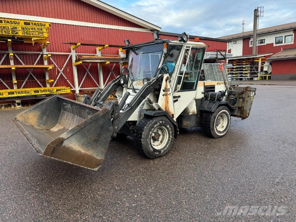 Wille 445 P 504-T Комунални съоражения