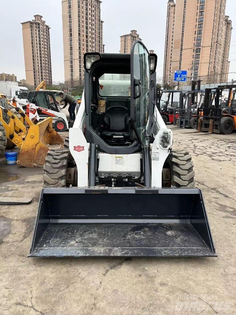 Bobcat S 750 Мини товарачи
