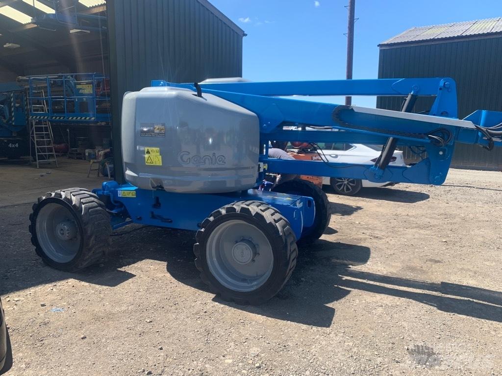 Genie Z 45/25 J RT Съчленени стрелови подемници