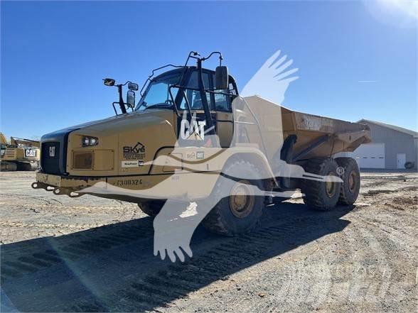 CAT 725C2 Дъмпери/моторни превозни средства