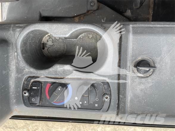 CAT D5K2 LGP Верижни булдозери
