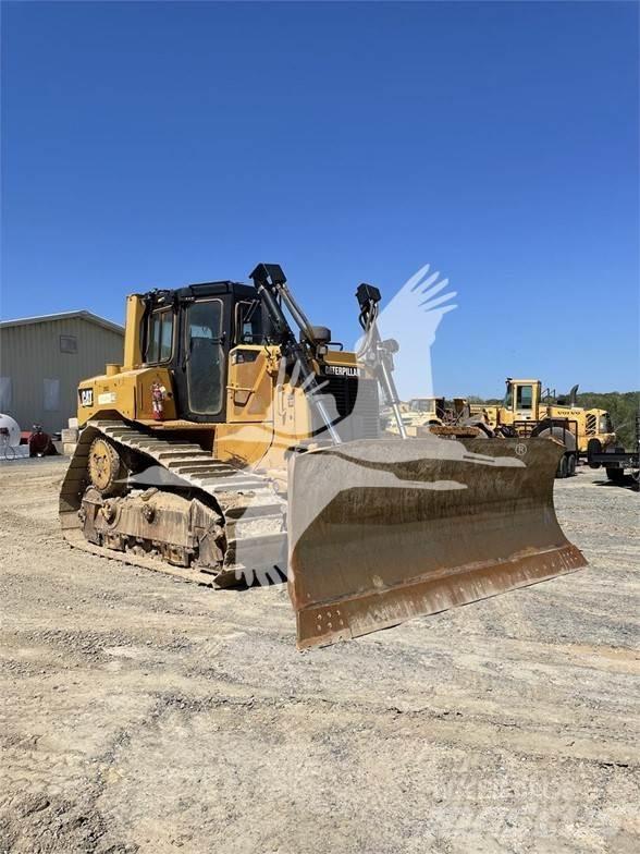 CAT D6T XL Верижни булдозери
