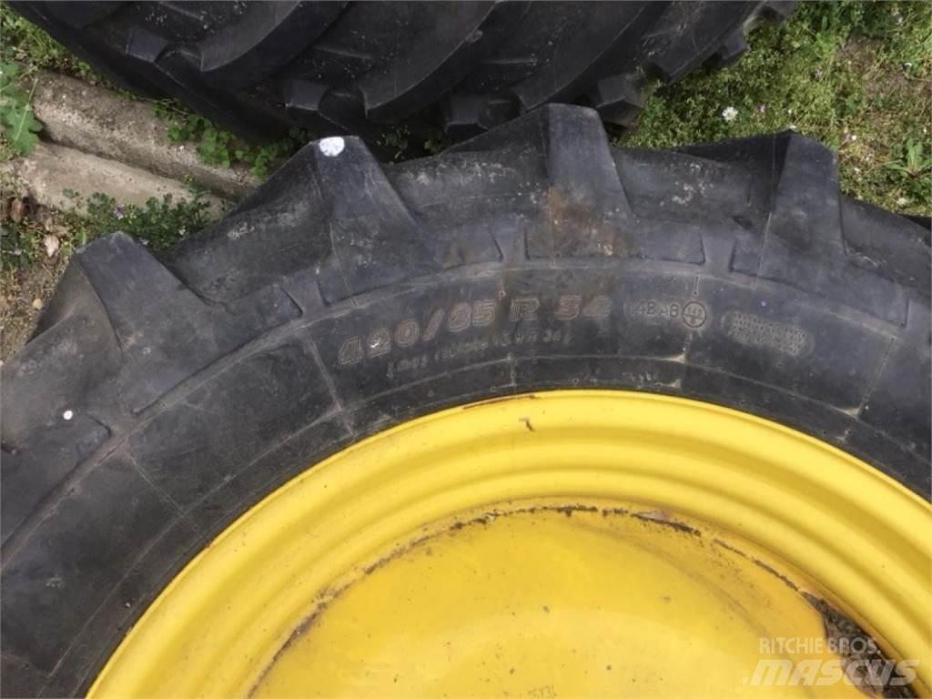 Michelin 420/85R34 Колелета/Гуми