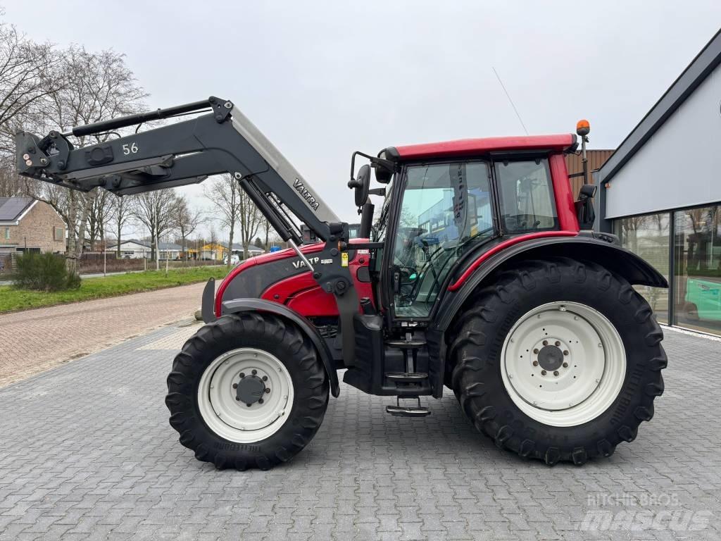 Valtra N 101 Трактори