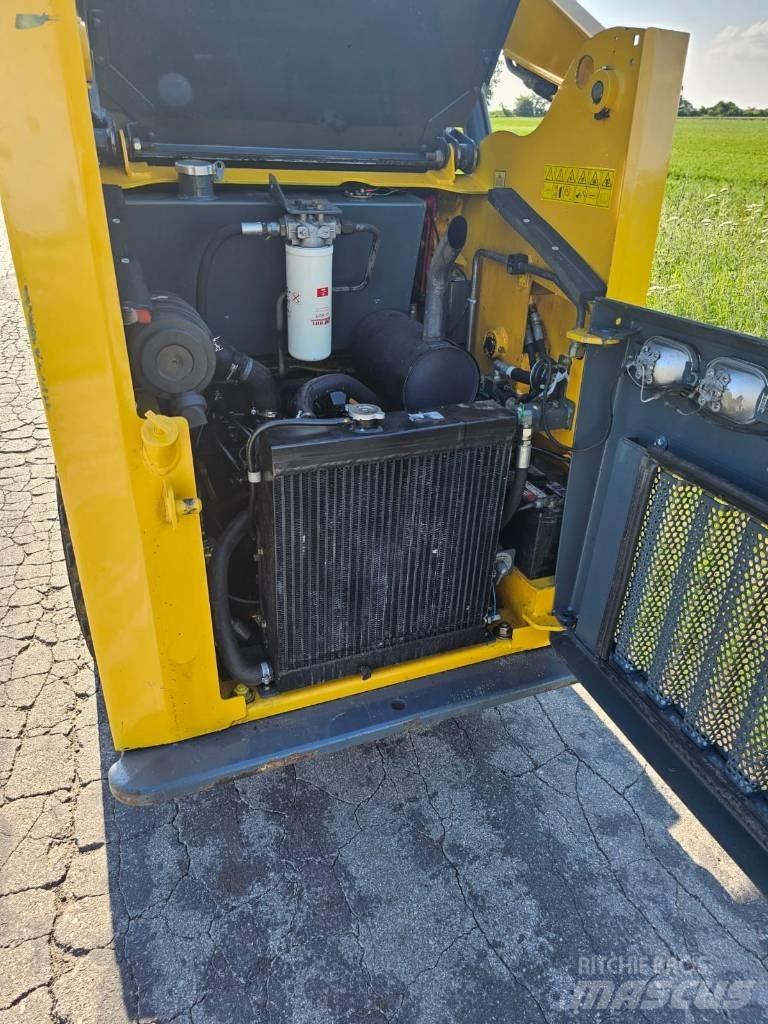 Gehl 3840 2015r Мини товарачи