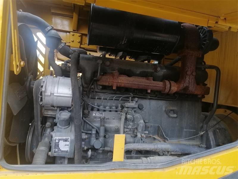 SDLG LG 933 L Колесни товарачи