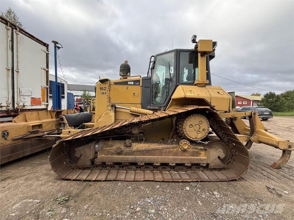 CAT D6N LGP Верижни булдозери
