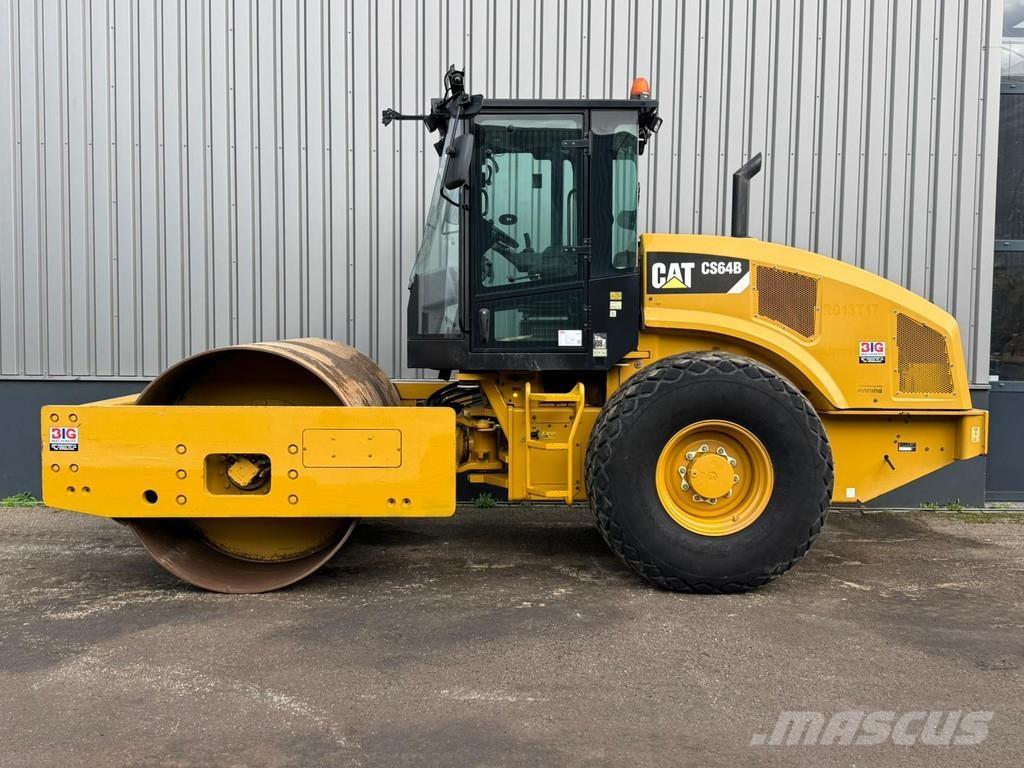 CAT CS64B Еднобарабанни ролки
