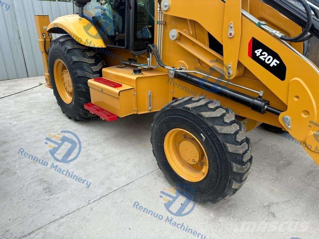 CAT 420F Товарач със заден ексватор