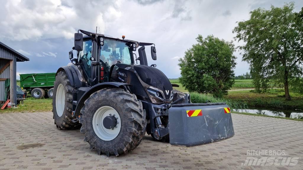 Valtra Q 305 Трактори