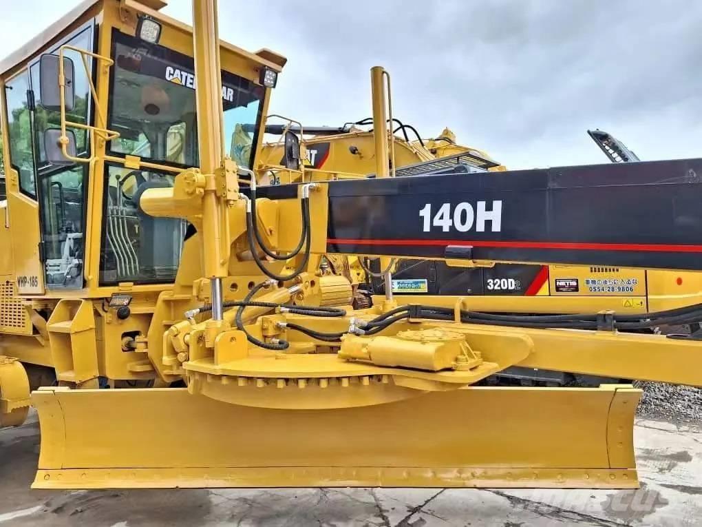 CAT 140H Грейдери