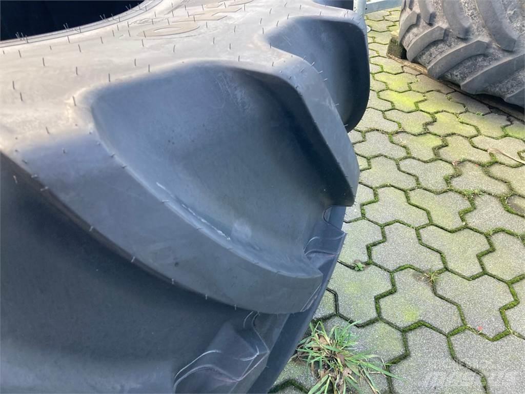 Mitas 1x 900/60R38 Колелета/Гуми