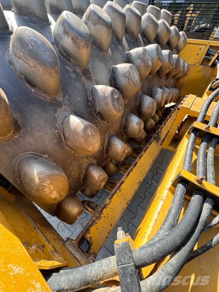 CAT CP 68 B Уплътнители за почва
