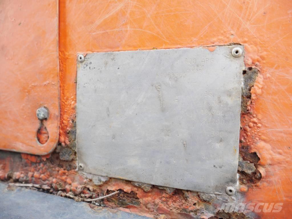 Ausa D 600 APG Странични самосвали