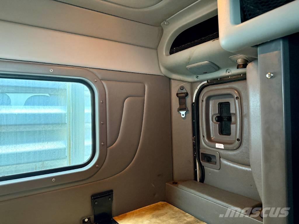 Peterbilt 388 Влекачи