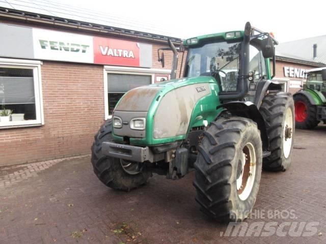 Valtra T190 Трактори