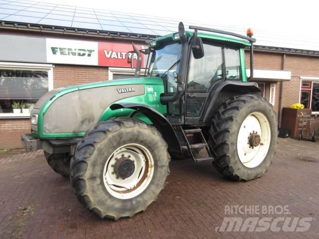 Valtra T190 Трактори