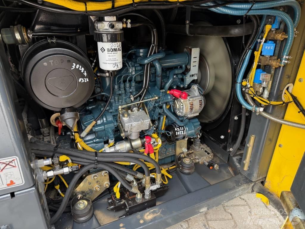 Bomag BW 154 ACP-4 Комбинирани ролки
