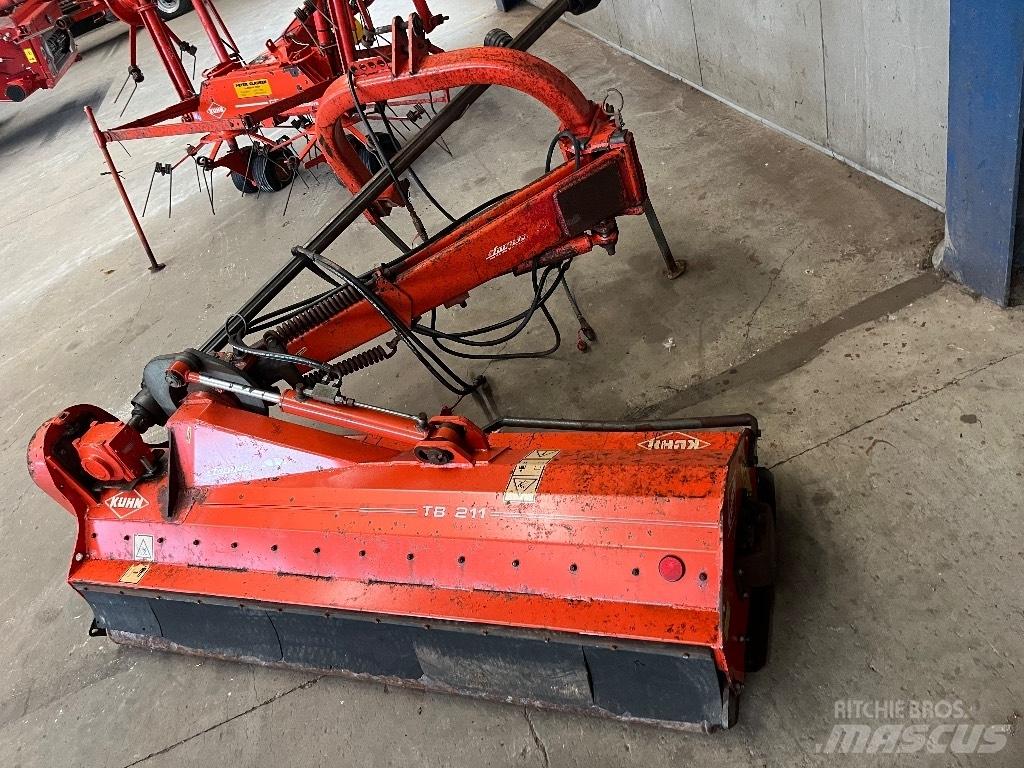 Kuhn TB 211 Стъблорезачки
