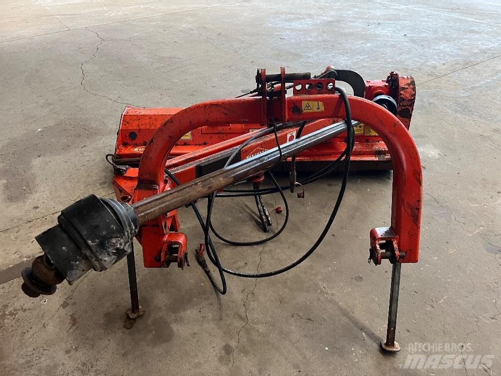 Kuhn TB 211 Стъблорезачки