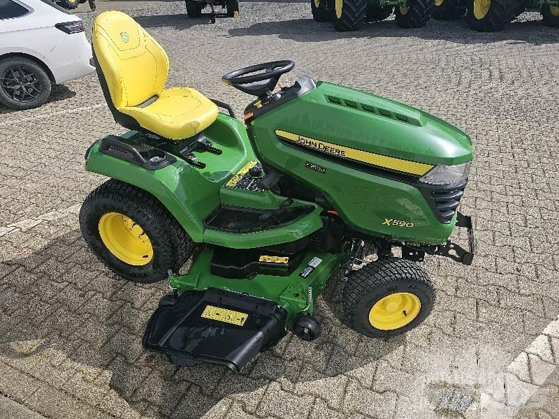 John Deere X590 Косачки