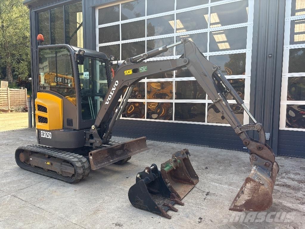 Volvo ECR 25 D Мини екскаватори < 7 т