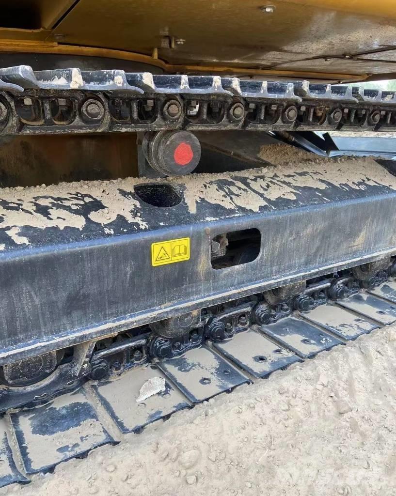 CAT 307 Верижен екскаватор