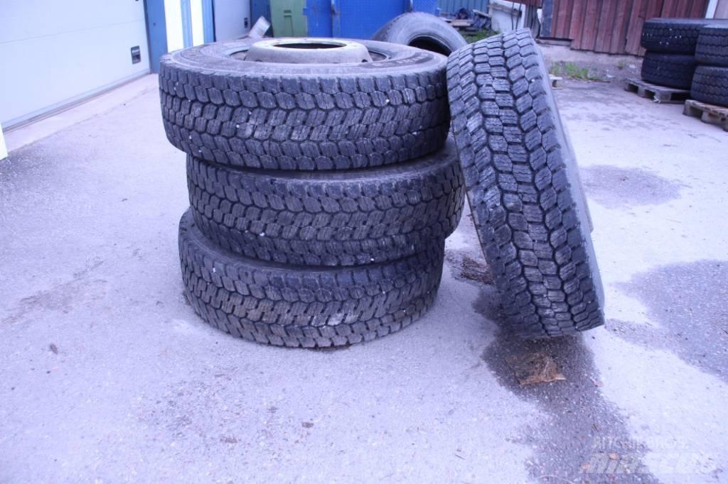 Michelin X MULTI Гуми